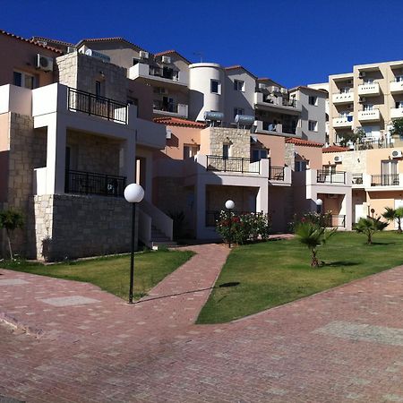 Orion Star Aparthotel Agia Marina  ภายนอก รูปภาพ