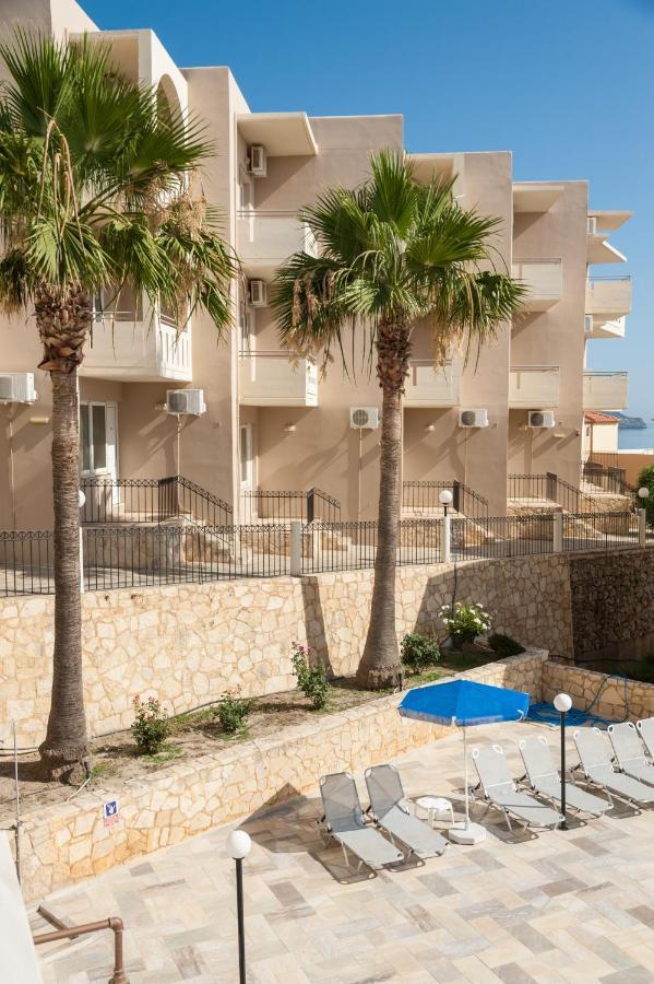 Orion Star Aparthotel Agia Marina  ภายนอก รูปภาพ